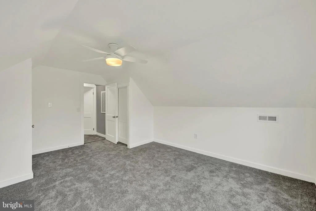 Photo of 634 LONGVIEW