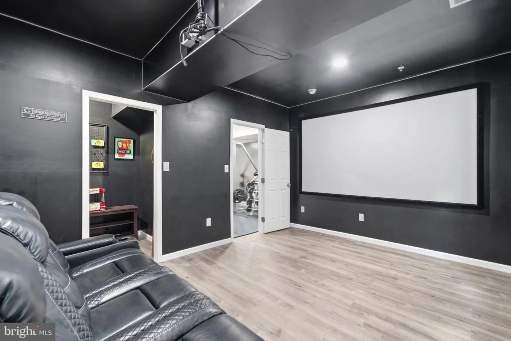 Photo of 23324 LINDSAY DRIVE