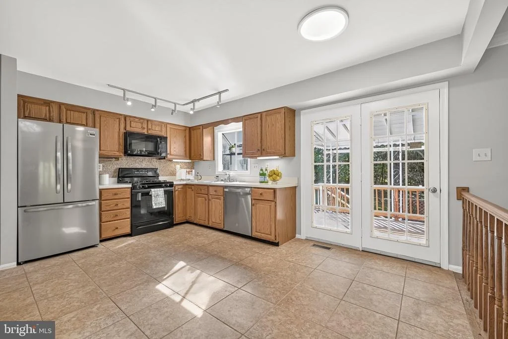 Photo of 8683 FELSVIEW DRIVE