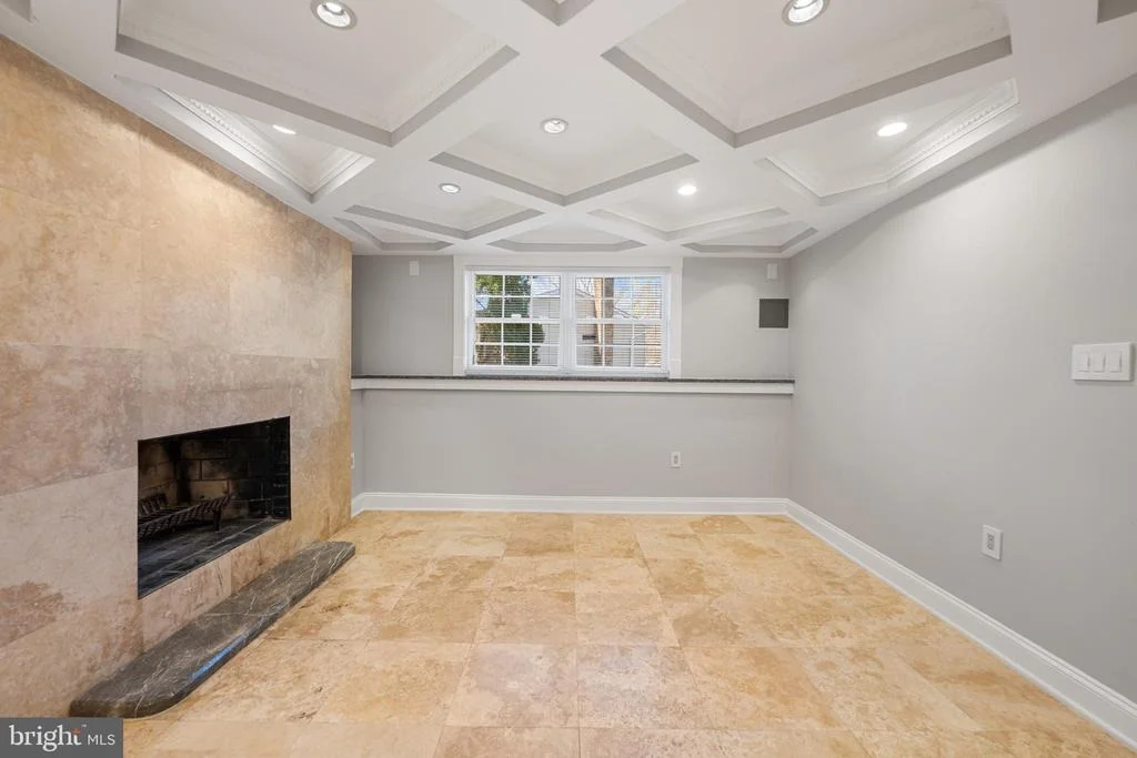 Photo of 8463 YELLOW LEAF COURT