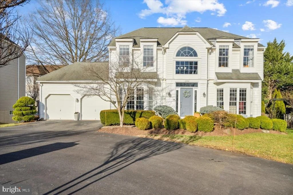 Photo of 2554 BEAR DEN ROAD