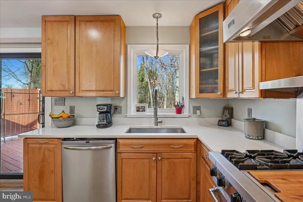 Photo of 6816 MAYO COURT