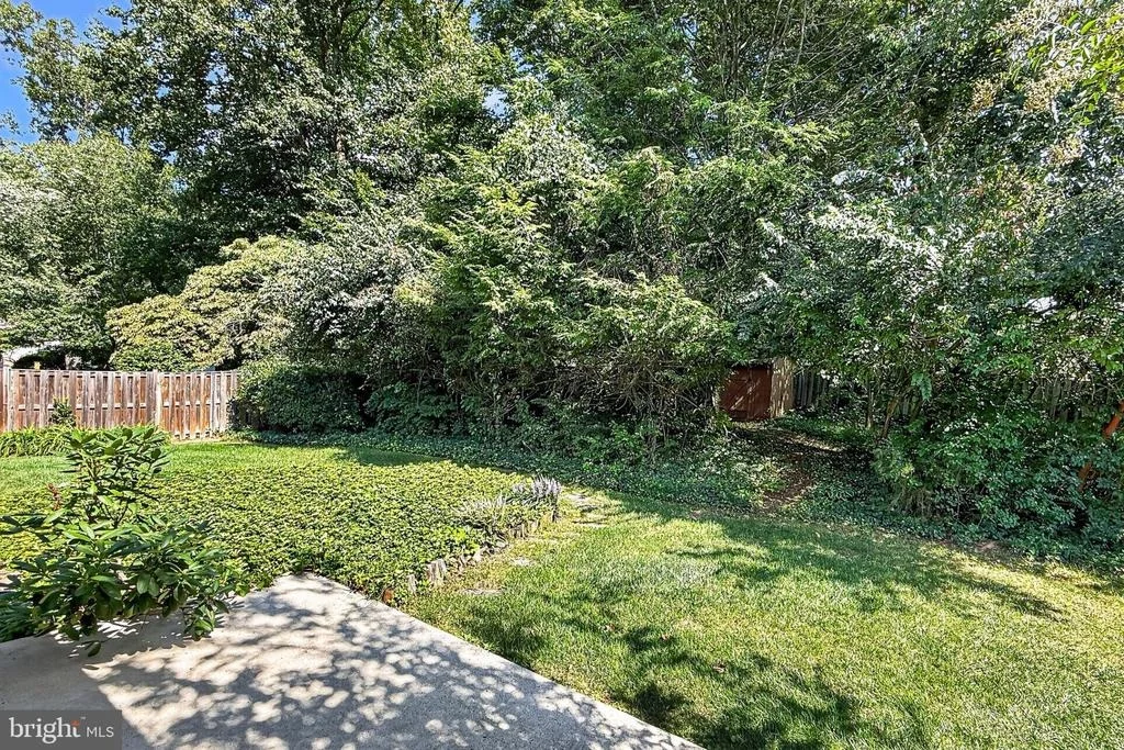 Photo of 5239 RICHARDSON DRIVE