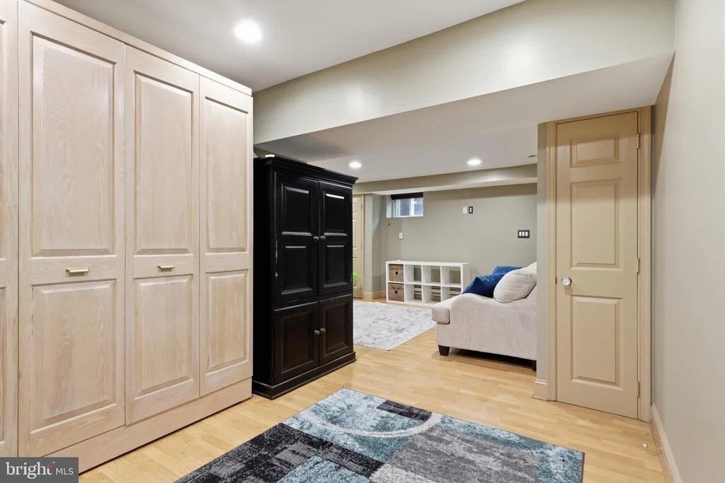 Photo of 10211 SUTHERLAND ROAD