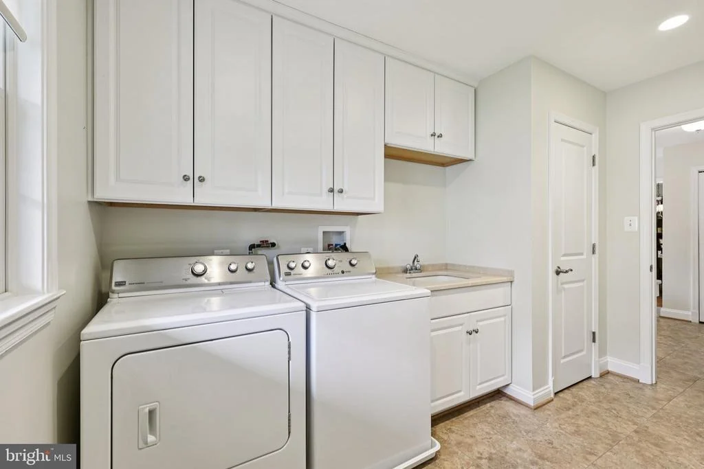 Photo of 337 SETH PLACE