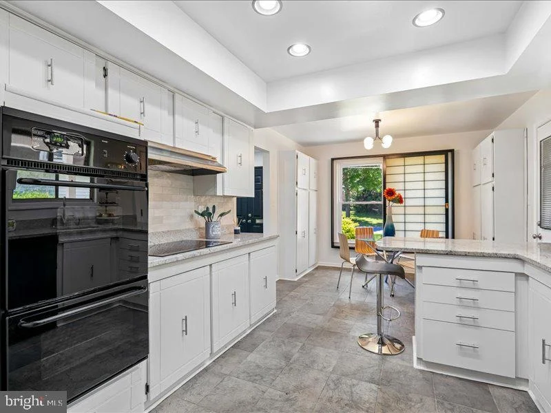Photo of 903 ANNMORE DRIVE