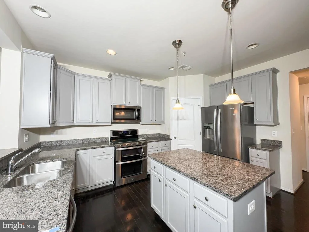 Photo of 10202 GALAXY VIEW LANE