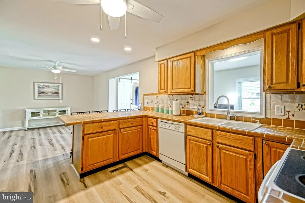 Photo of 24 ARNELL ROAD