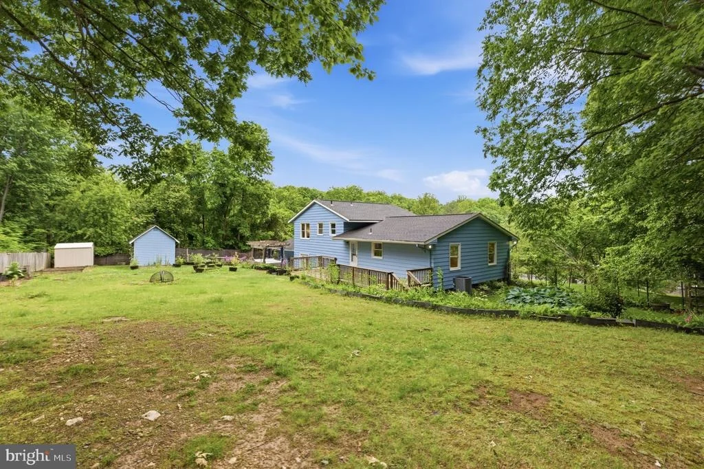 Photo of 7338 STUART CIRCLE