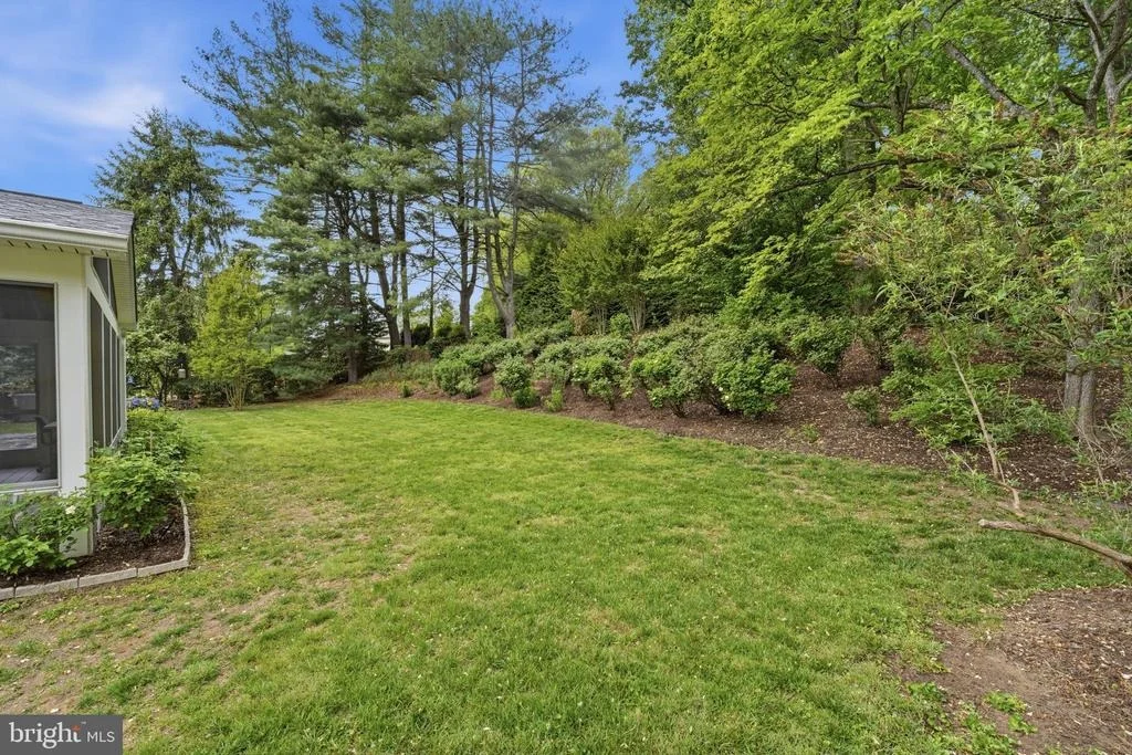 Photo of 2304 HIDDEN VALLEY LANE