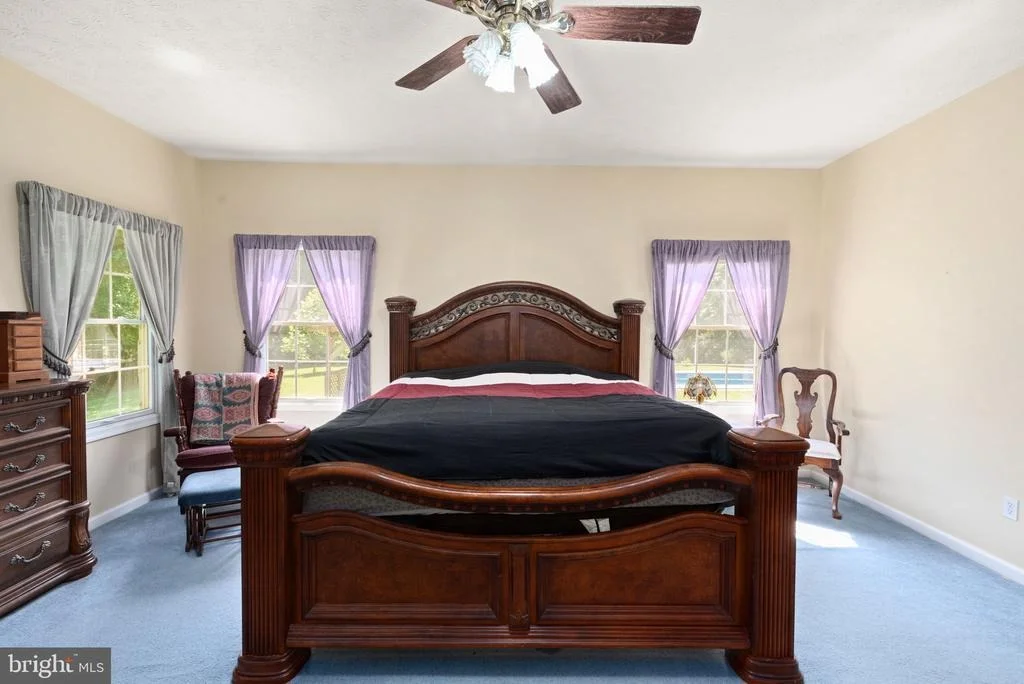 Photo of 32 HAMILTON