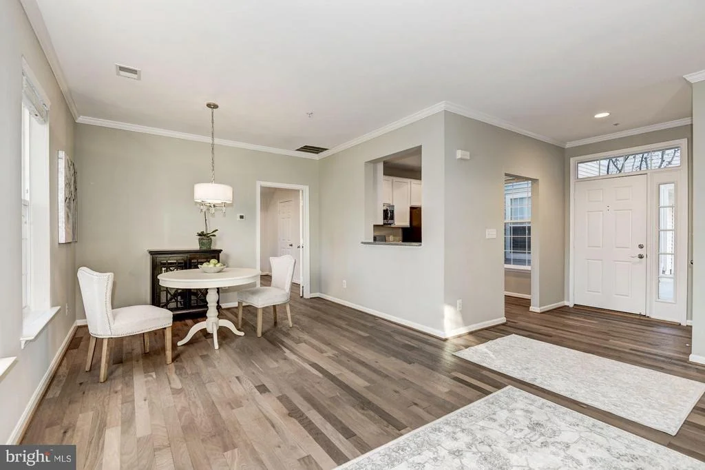 Photo of Unit M at 1307 WINDLEAF DRIVE