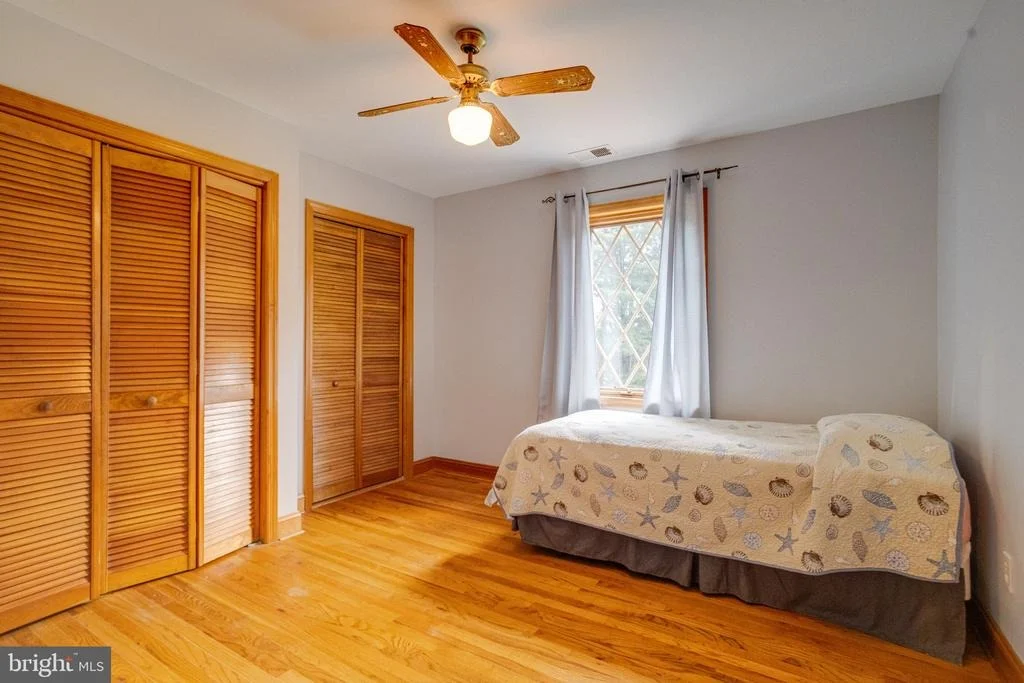 Photo of 2300 KINGS ARMS DRIVE