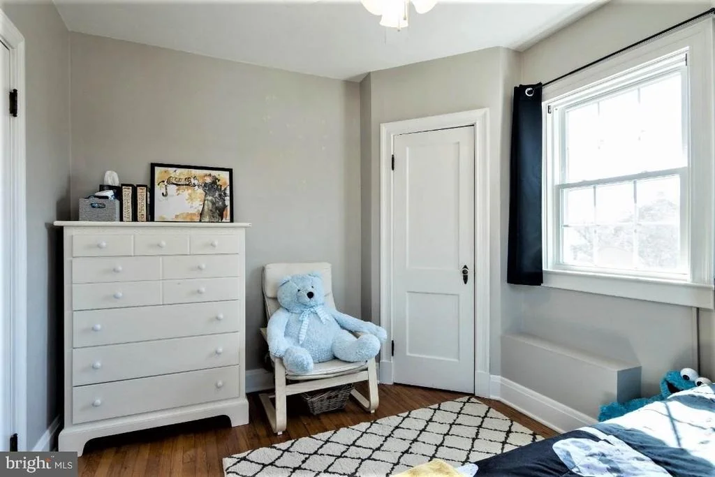 Photo of 620 ALDERSHOT ROAD