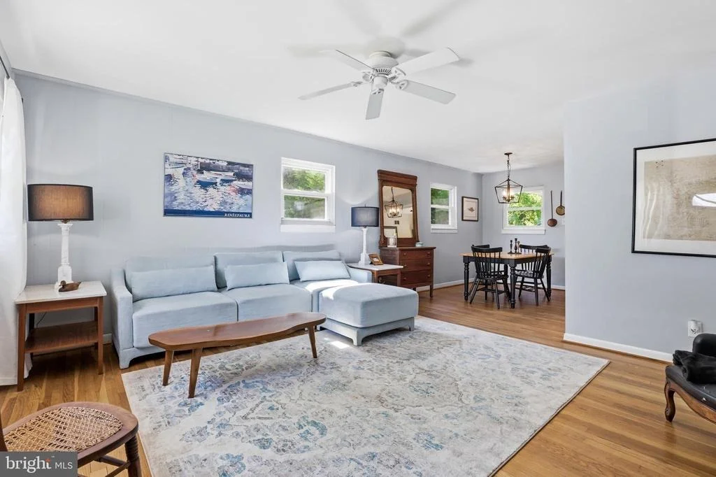 Photo of 735 WARREN DRIVE