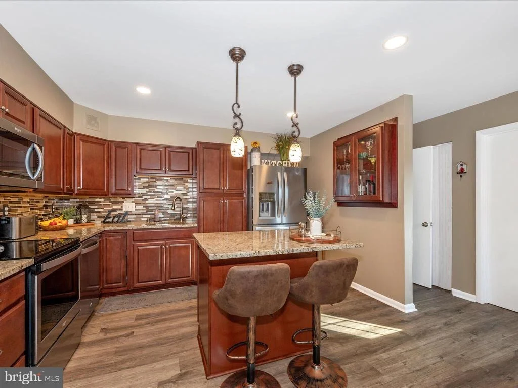Photo of 13206 BLUHILL ROAD