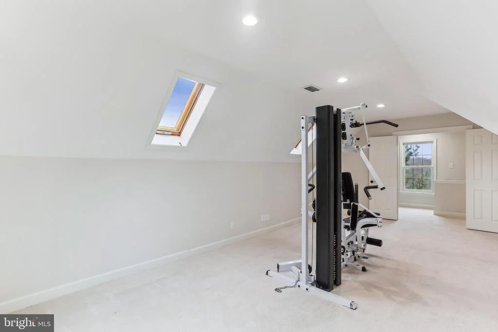 Photo of 9409 THORNEDIKE DRIVE