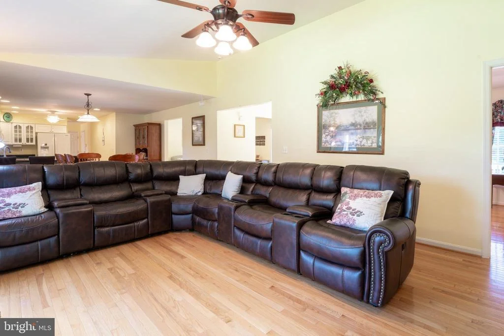 Photo of 4025 BECKYS WAY