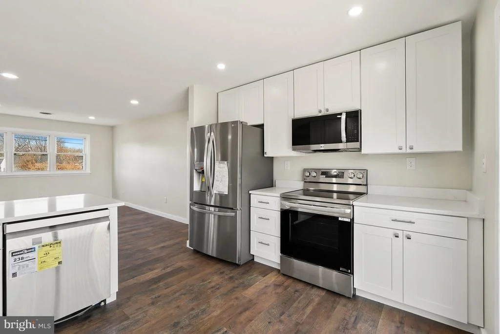 Photo of 1546 RIDGELY DRIVE