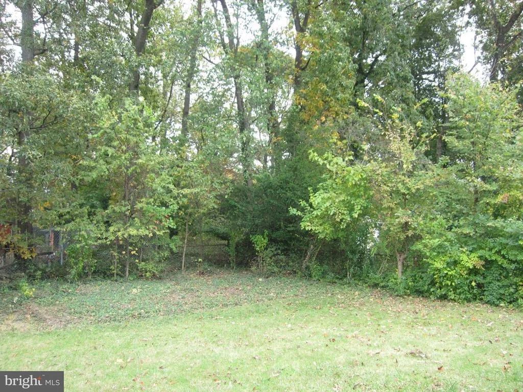 Photo of 1309 RUPPERT ROAD