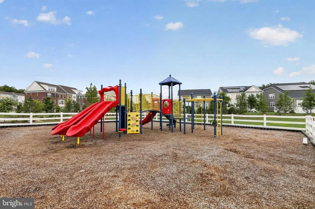 Photo of 4294 SHAKESPEARE CIRCLE