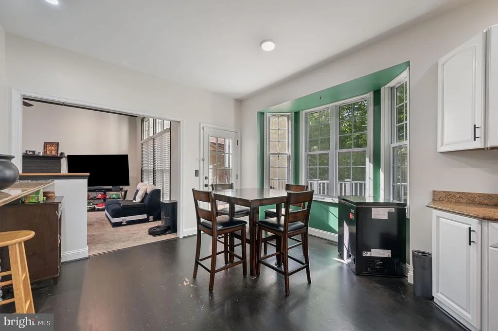 Photo of 32 RIDGEWAY CIRCLE