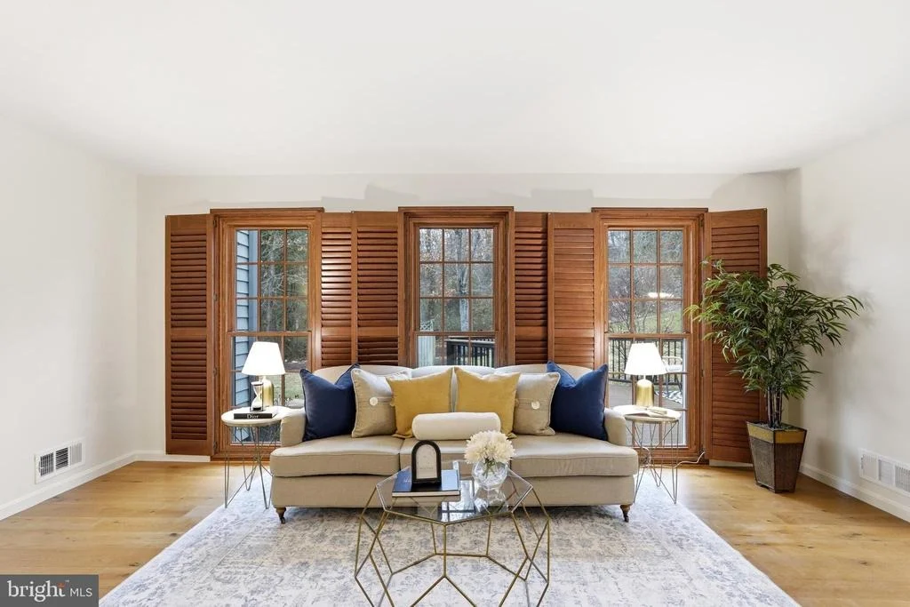 Photo of 4001 FEATHERSTONE PLACE