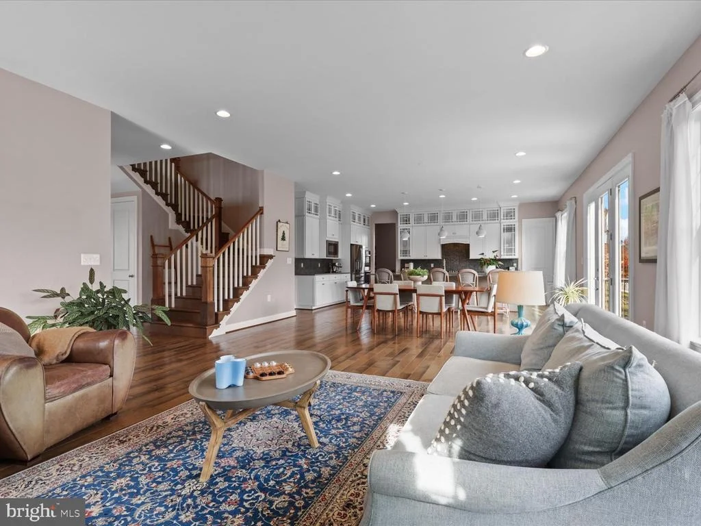 Photo of 25970 LIQUIDAMBAR LANE