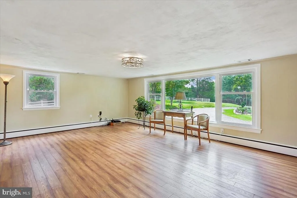 Photo of 14811 SPRINGFIELD ROAD