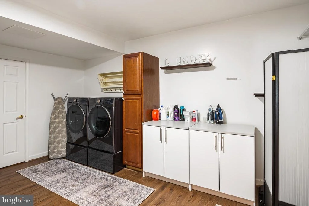Photo of 6106 CHALLEDON CIRCLE