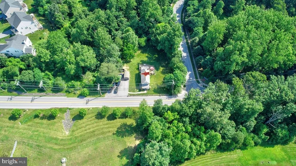 Photo of 4933 LANDING ROAD