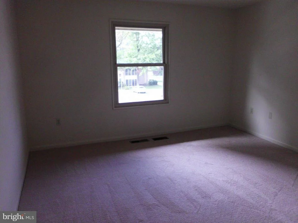 Photo of Unit 103A at 3640 GLENEAGLES DRIVE