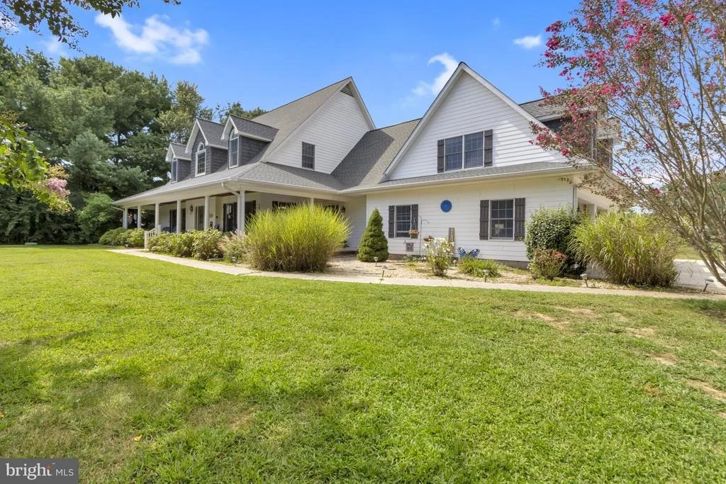 Photo of 16132 HUDSON ROAD