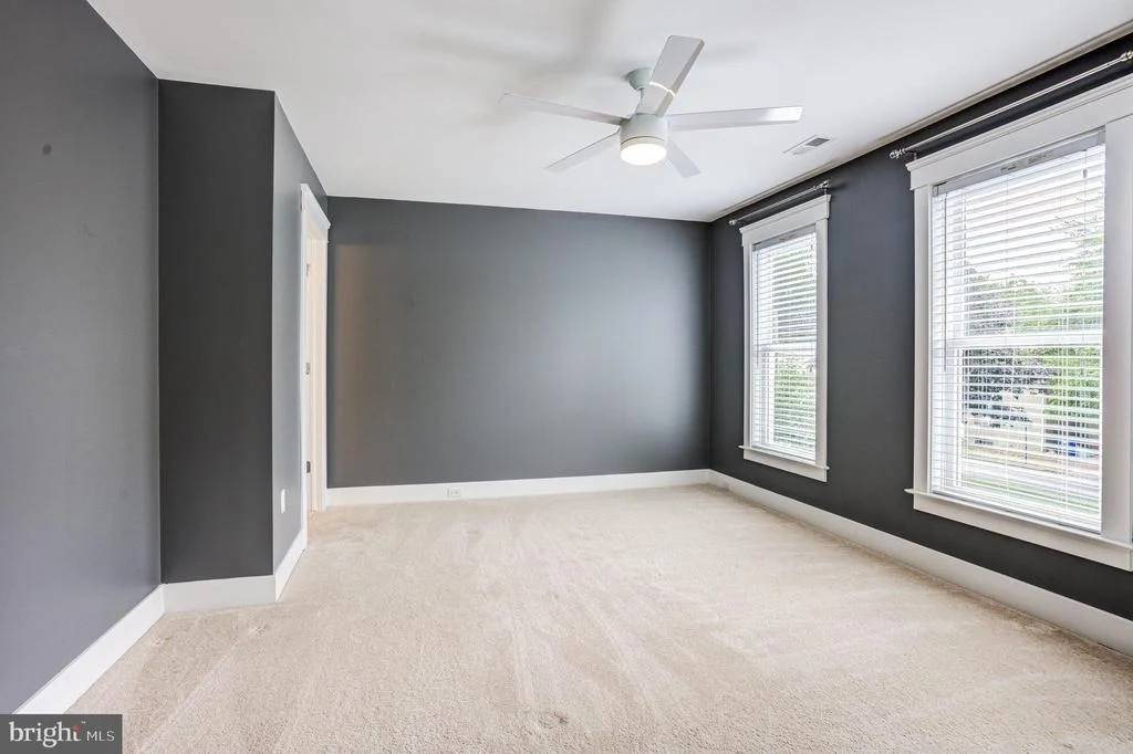 Photo of 614 N BENTZ STREET N