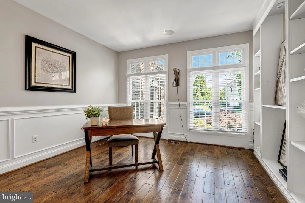 Photo of 24168 SPRING MEADOW CIRCLE