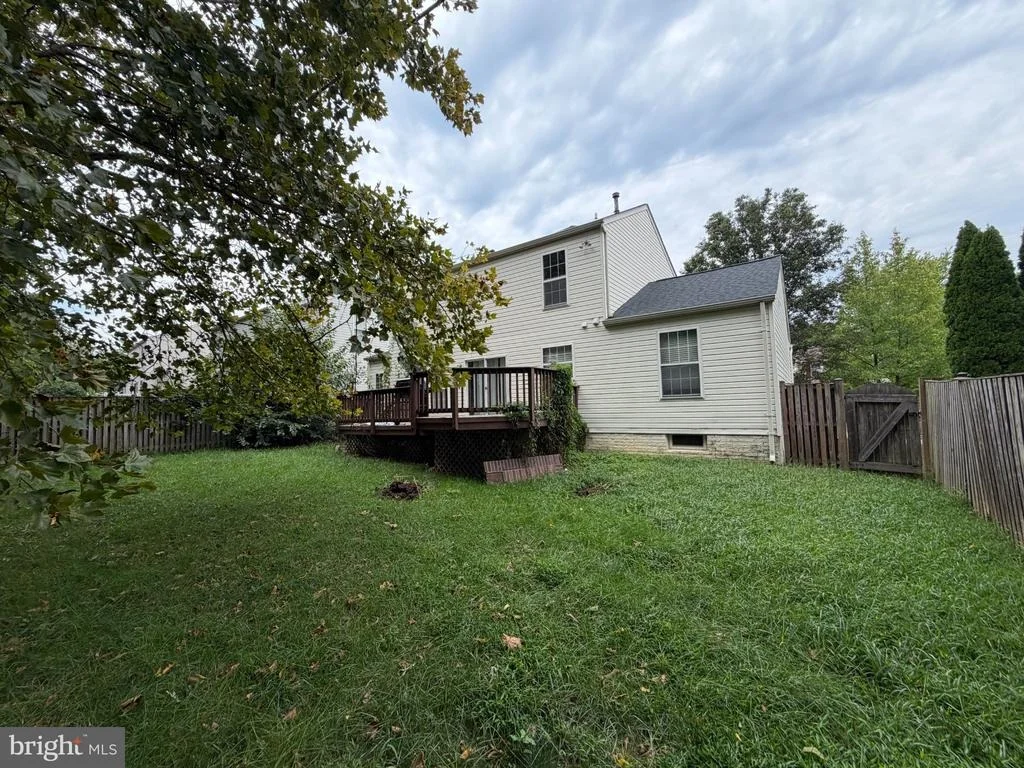 Photo of 9939 HARMONY LANE