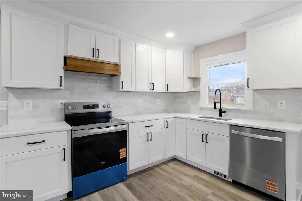 Photo of 27 HARVARD ROAD