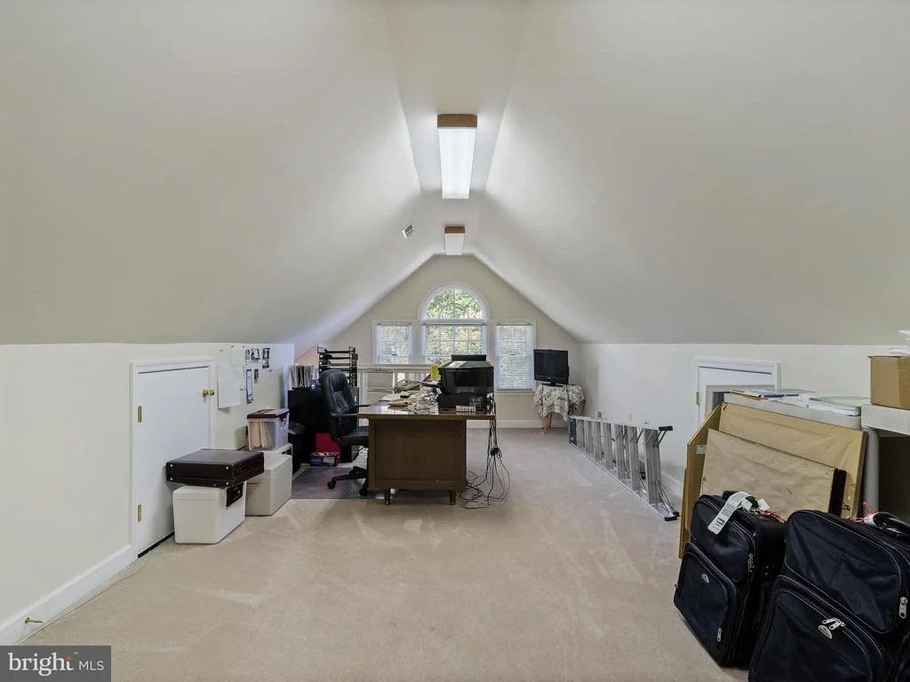 Photo of 8910 PRIMULA DRIVE
