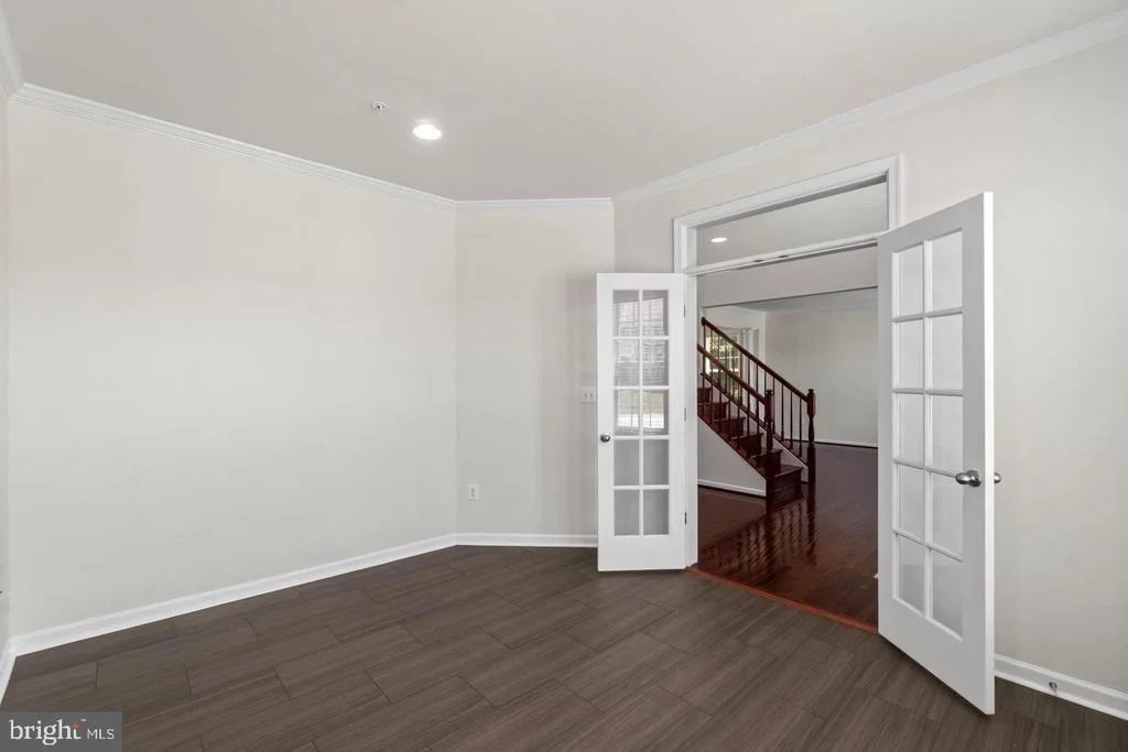 Photo of 9613 MANOR OAKS VIEW