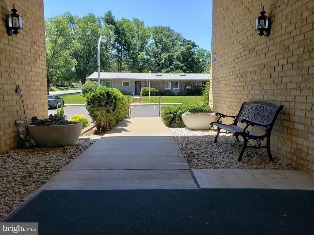 Photo of Unit 31B at 3629 GLEN EAGLES DRIVE