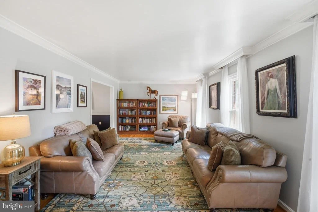 Photo of 15108 CENTERGATE DRIVE