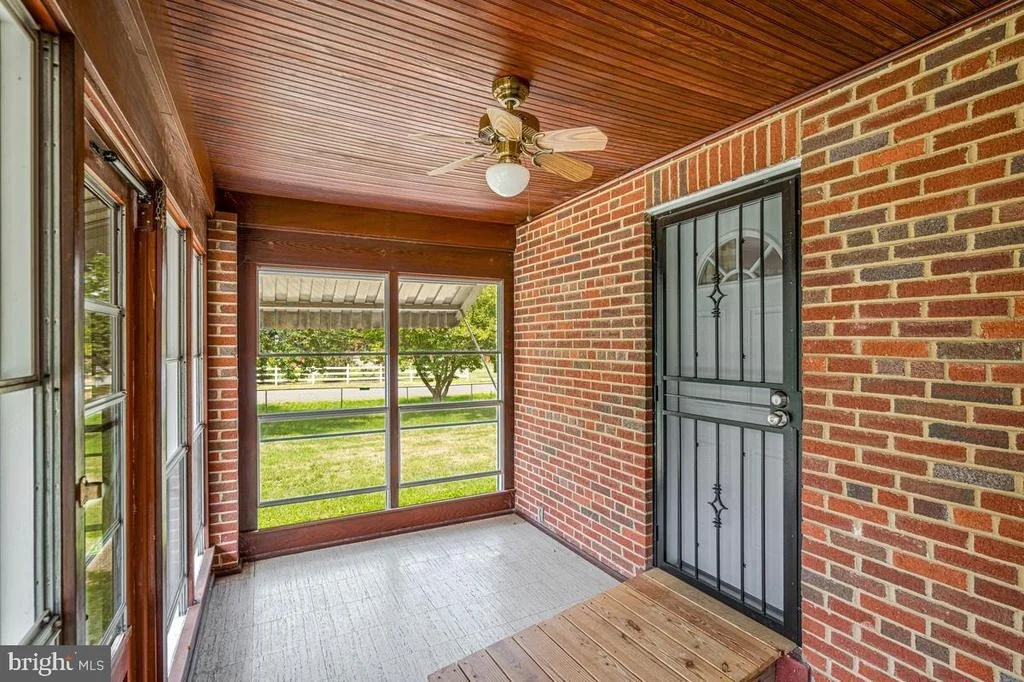 Photo of 6614 HORSESHOE ROAD
