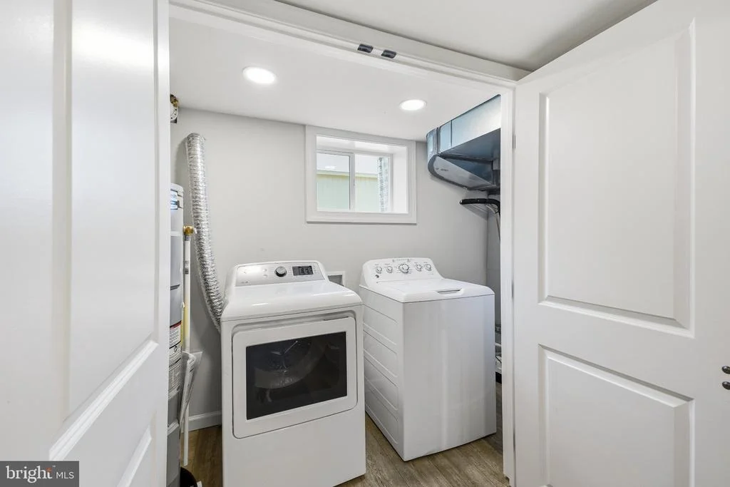 Photo of 692 RIDGE