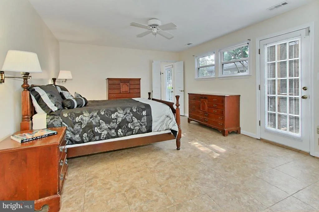 Photo of 5212 JULIET STREET