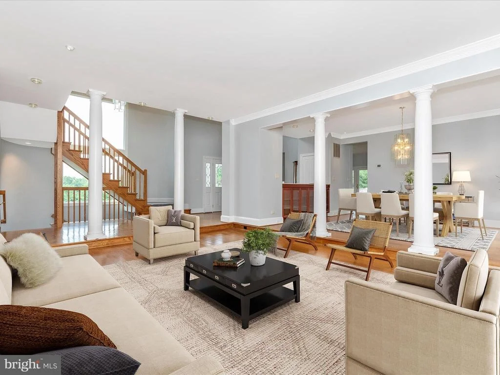 Photo of 17400 RYEFIELD COURT