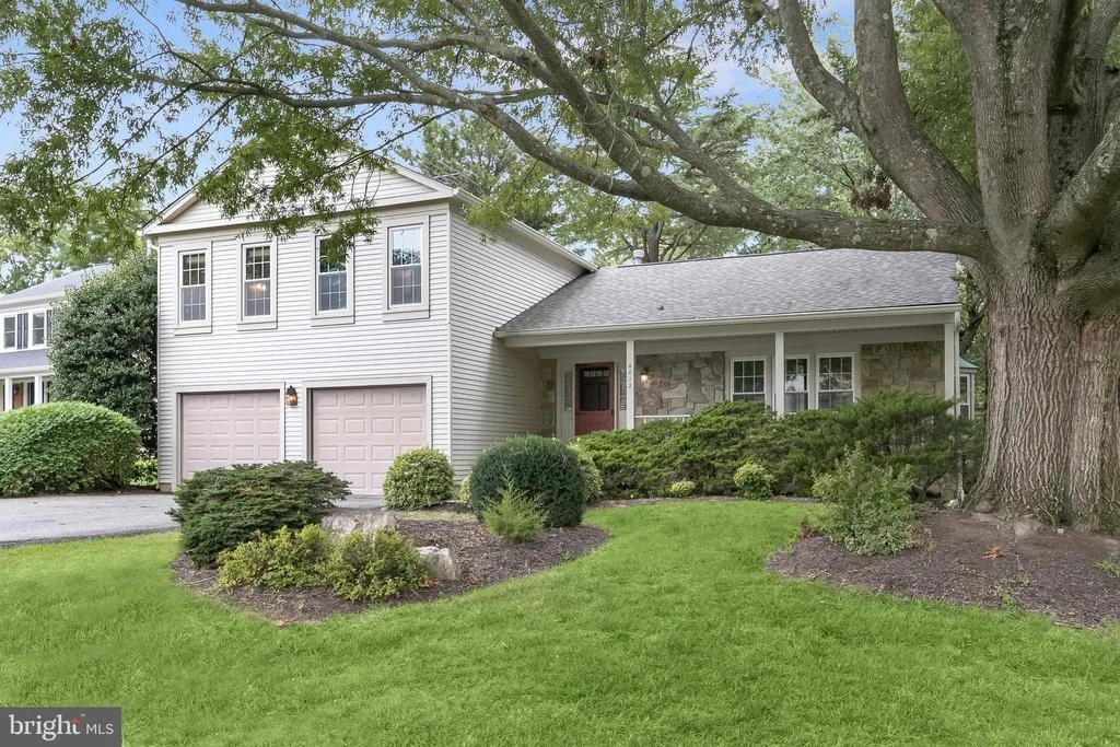 Photo of 4012 EVANGELINE TERRACE