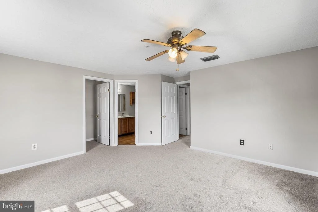 Photo of Unit 207J at 207 OAK LEAF CIRCLE