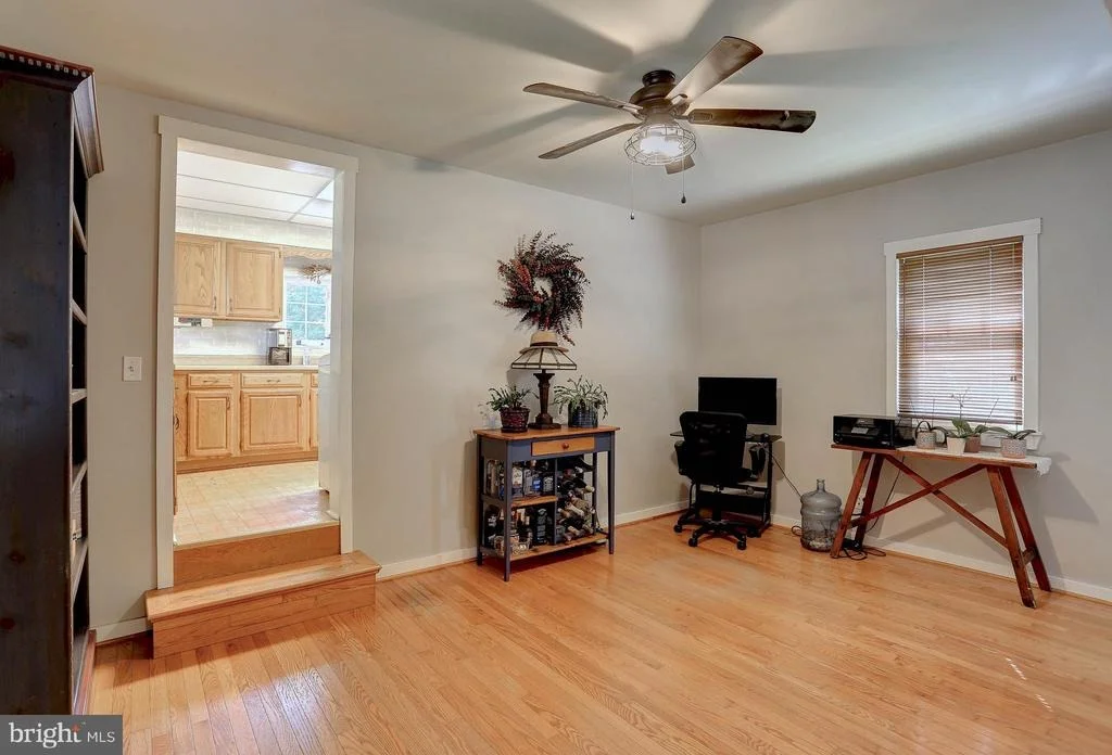 Photo of 4933 LANDING ROAD