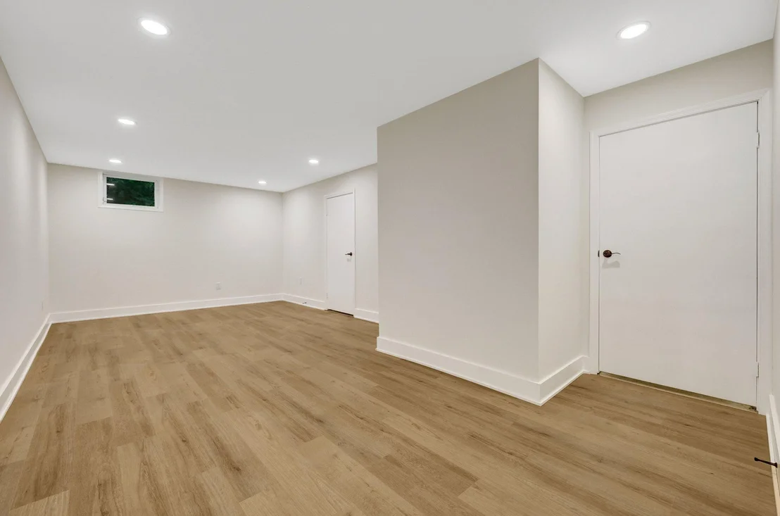 Photo of 1132 SPRINGVALE ROAD