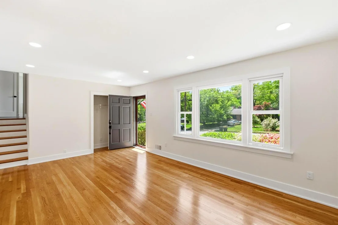 Photo of 7708 JANSEN DRIVE